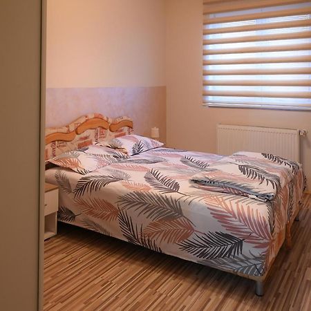 Mb Apartments Jagodina Eksteriør billede