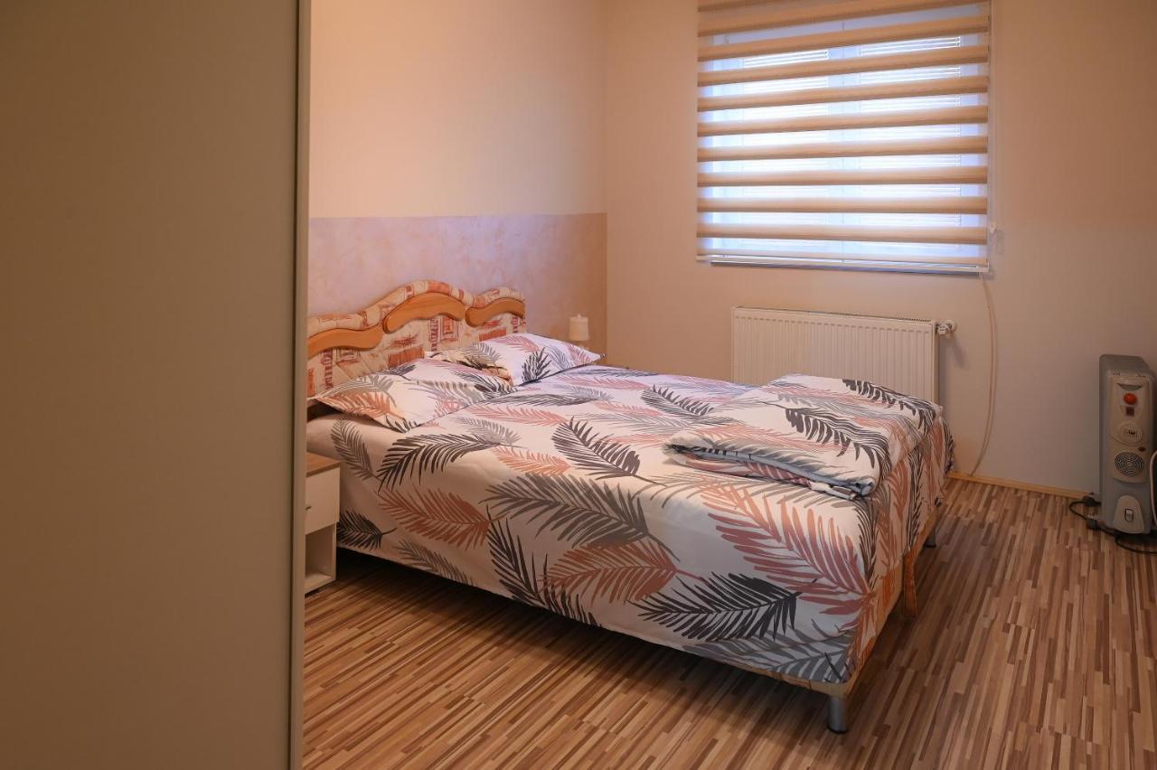 Mb Apartments Jagodina Eksteriør billede