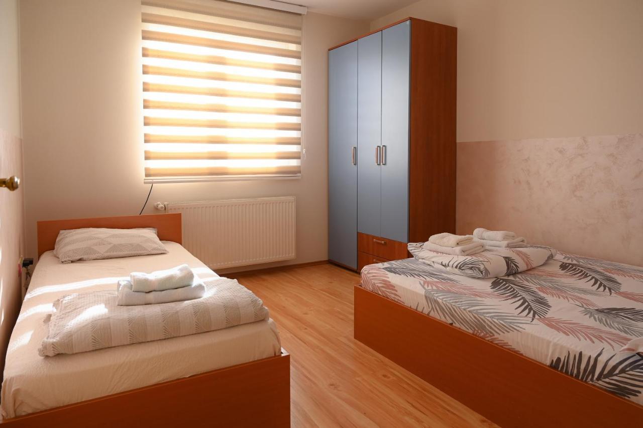 Mb Apartments Jagodina Eksteriør billede
