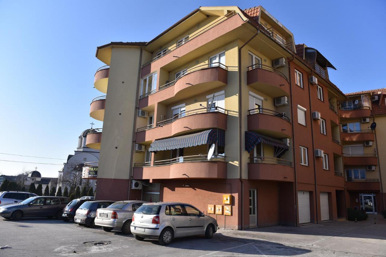 Mb Apartments Jagodina Eksteriør billede