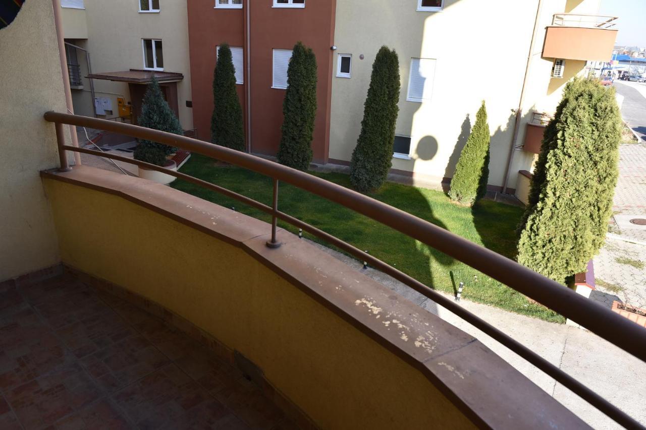 Mb Apartments Jagodina Eksteriør billede