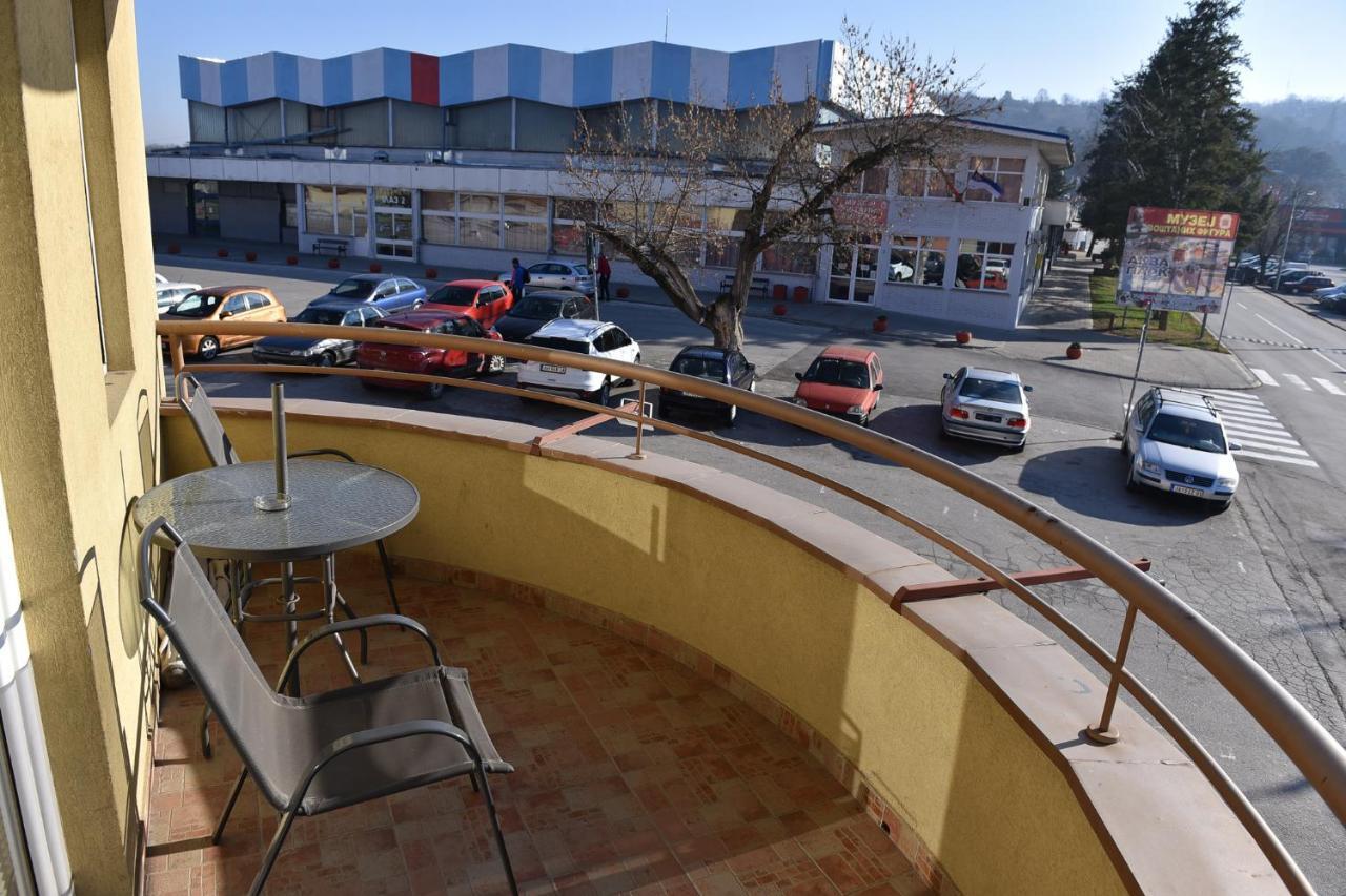 Mb Apartments Jagodina Eksteriør billede